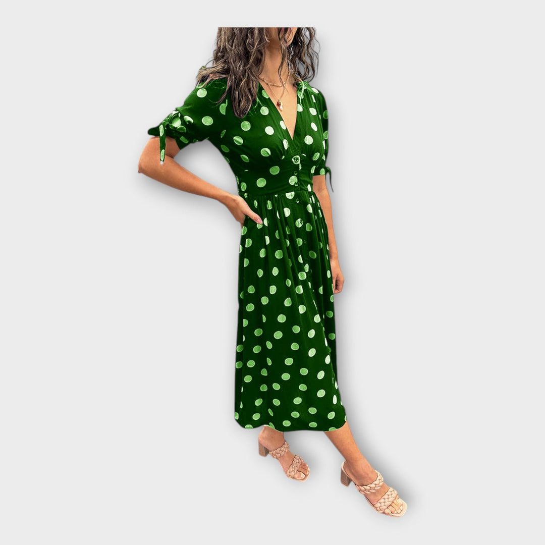 Κομψό φόρεμα με μοντέρνο μοτίβο και διαχρονική φινέτσα