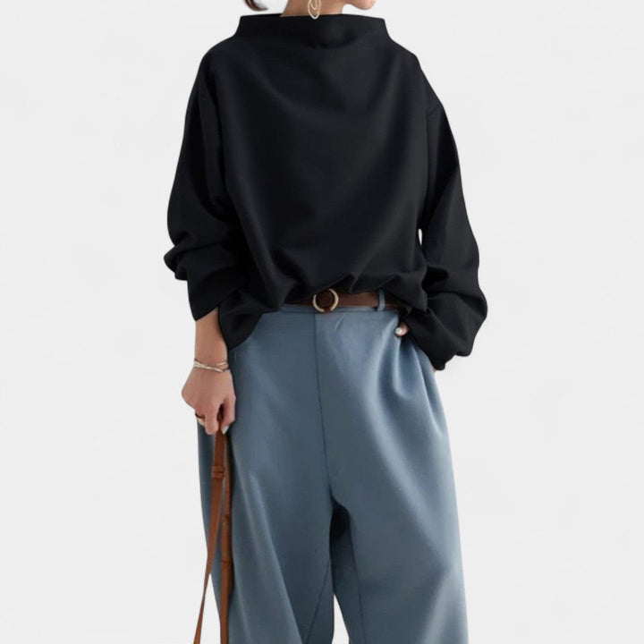 Κορνηλία - Απαλό ζιβάγκο τοπ με διαχρονική κομψότητα