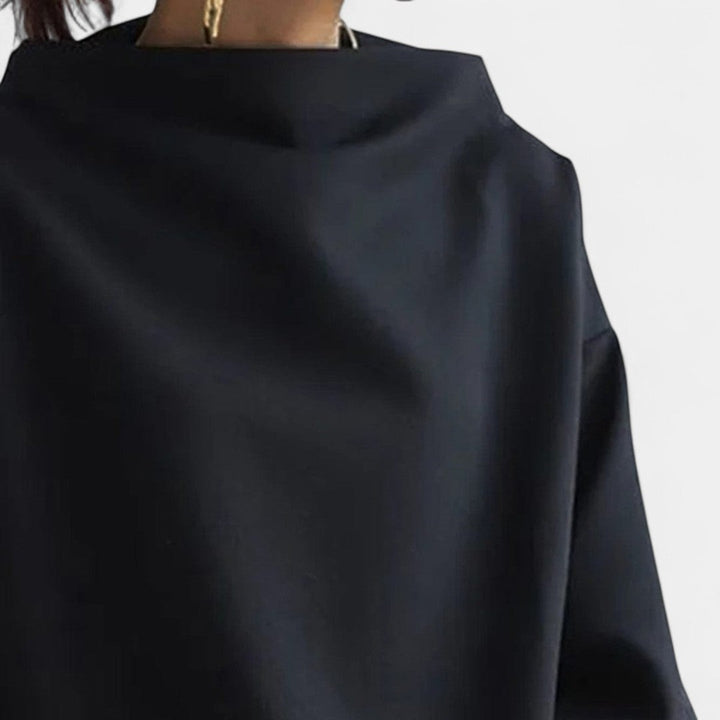 Κορνηλία - Απαλό ζιβάγκο τοπ με διαχρονική κομψότητα