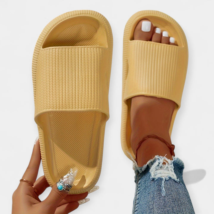 Παντόφλες για Σπίτι & Παραλία