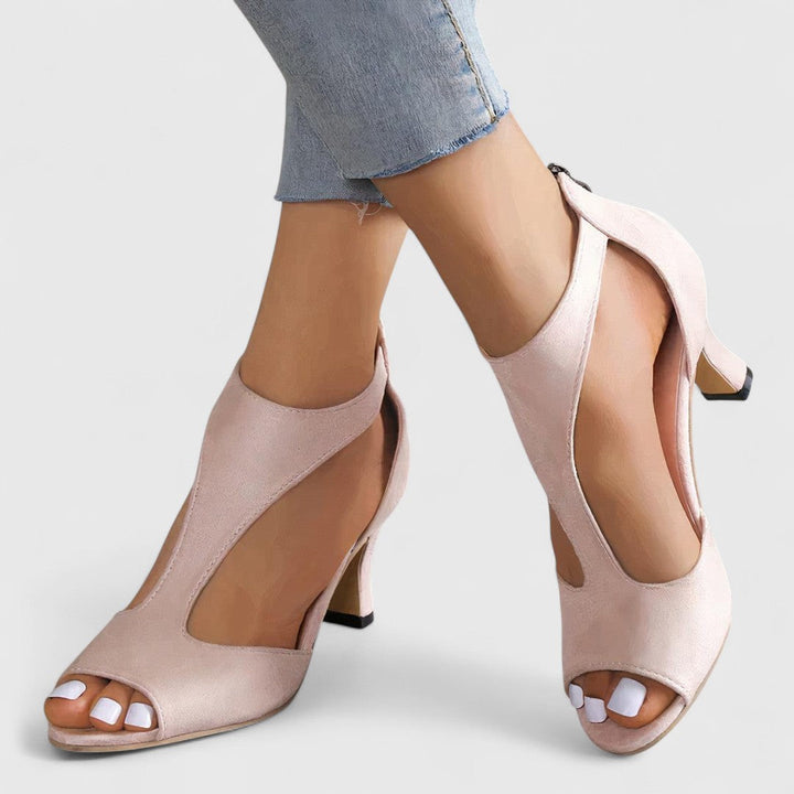 Φωτούλα - Ορθοπεδικά σανδάλια με στήριξη καμάρας και κομψό σχεδιασμό