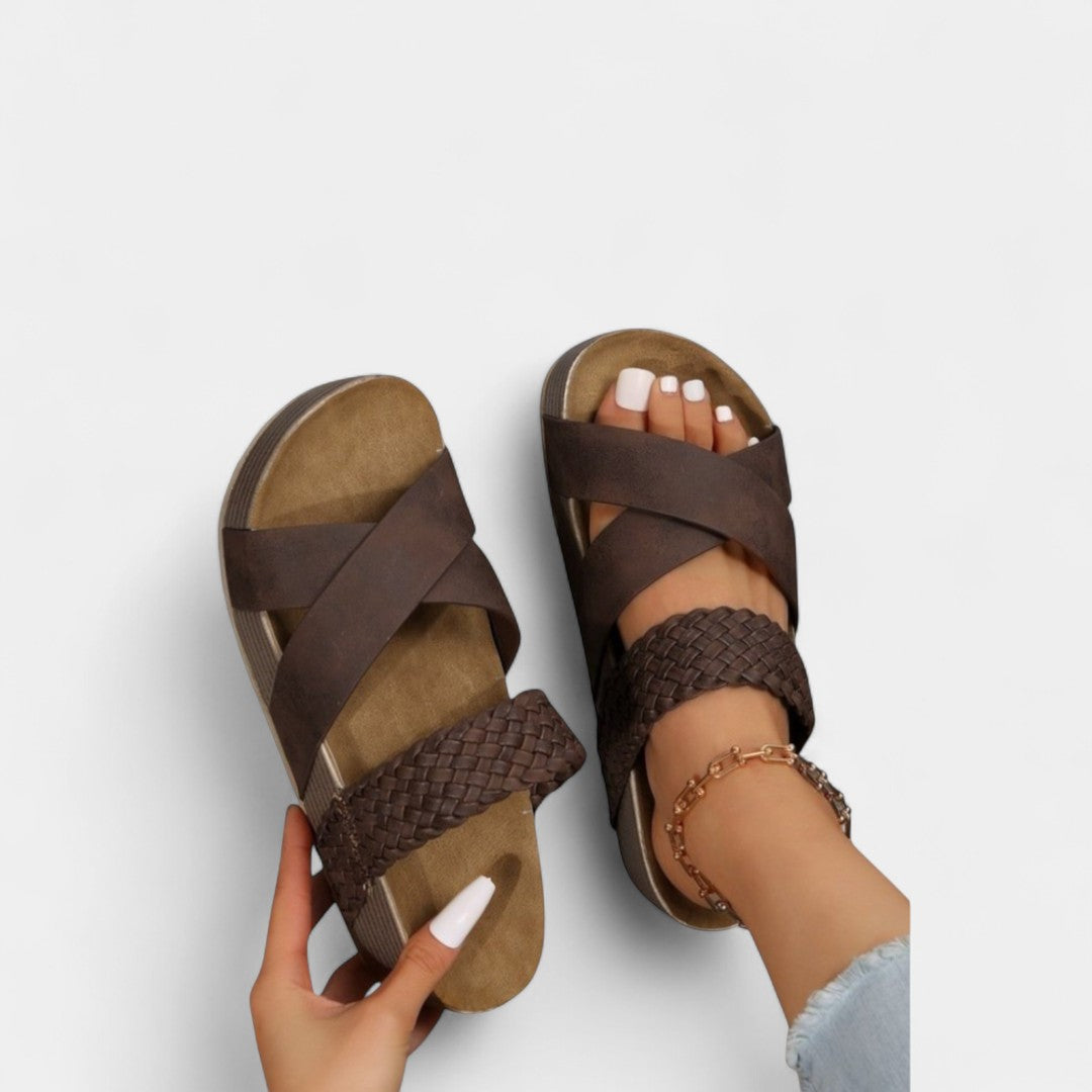 Χριστίνα - Κομψά σανδάλια με άνεση και στήριξη καθημερινά