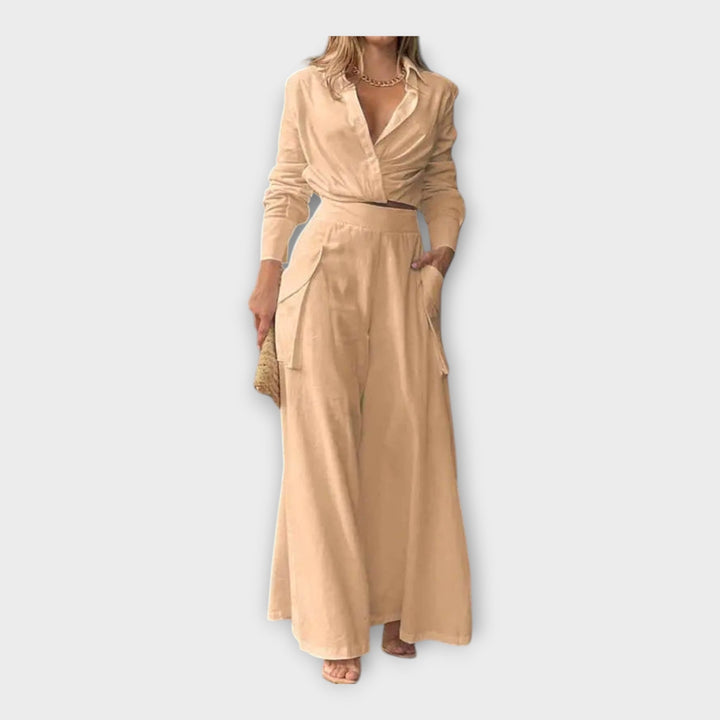 Σετ με διαχρονική κομψότητα και minimal αισθητική