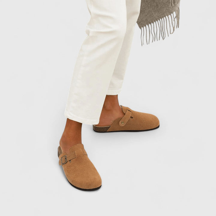 Λουκία - ανατομικά σανδάλια από σουέντ δέρμα