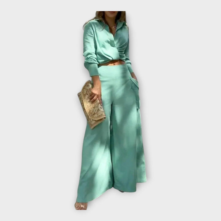 Σετ με διαχρονική κομψότητα και minimal αισθητική